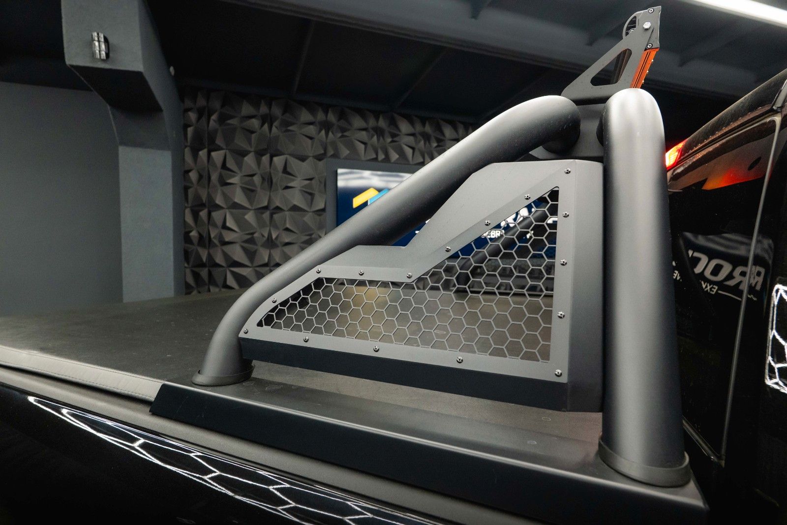 Fahrzeugabbildung Dodge RAM 5.7 V8 HEMI 4x4 OFFROAD Night-Paket *LED*AHK