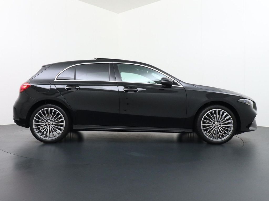 Mercedes-Benz A 250 e Star Edition AMG Line | Panorama - Schie