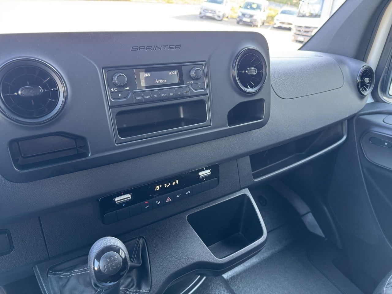 Fahrzeugabbildung Mercedes-Benz Sprinter 215CDI Pritsche Doka komp. Klima*Tempom