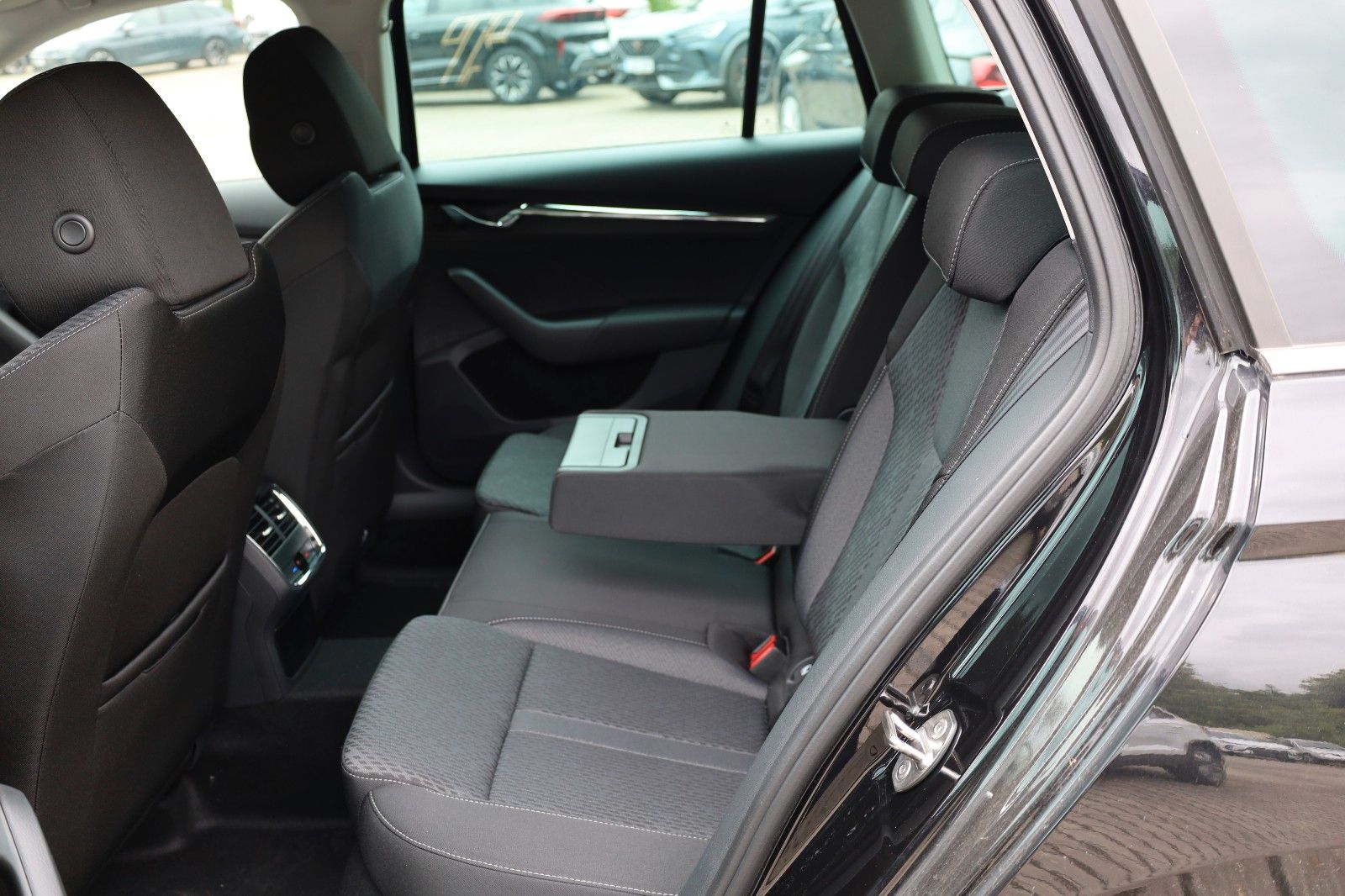 Fahrzeugabbildung SKODA Octavia Combi 1,5 TSI Style DSG *el. Heckklappe