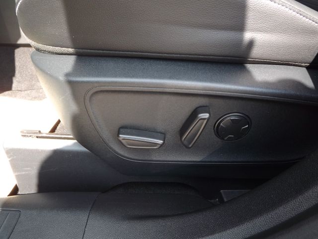 Kuga Plug-In Hybrid Titanium X*Head-up*B&O*AHK*