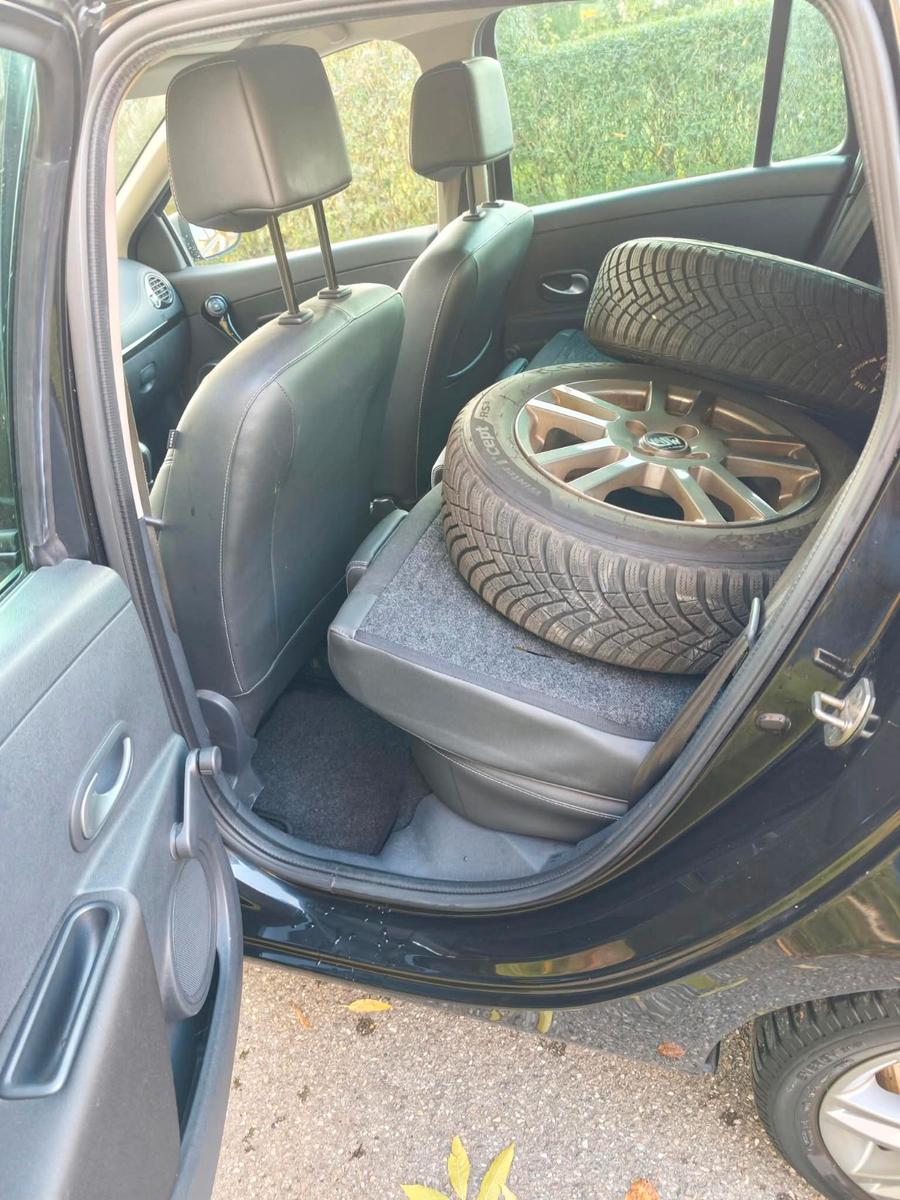 Renault Clio 2012 — photo 9