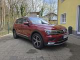 Volkswagen Tiguan 2.0 TSI 132kW DSG BMT 4MOTION Highlin... - VW Tiguan von privat