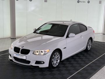 BMW 330xd COUPE ALLRAD SCHALTER M-SPORTPAKET 2.HAND