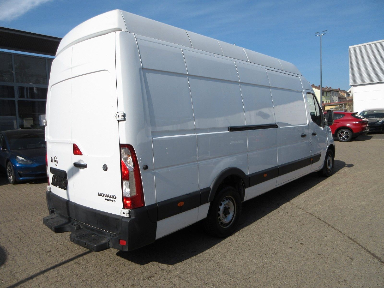 Fahrzeugabbildung Opel Movano B Kasten 2.3Ltr. 107KW RWD  L4H3 3,5t