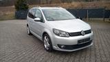 Volkswagen Touran Highline DSG - Volkswagen Touran mit Benzin-Antrieb: mit Klimaanlage