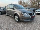 Volkswagen Touran Freestyle 1.6 Navi, Sitzheizung - Volkswagen Touran: Freestyle