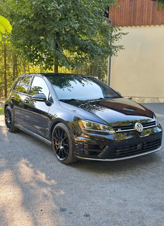 Image of Volkswagen Golf