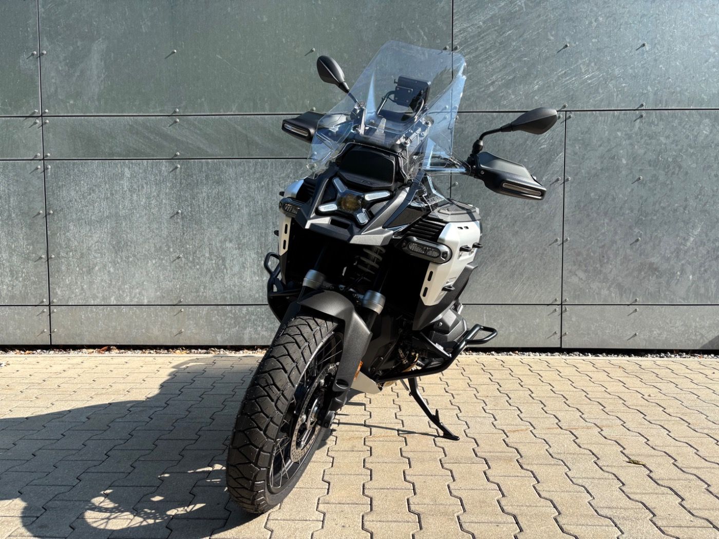 Fahrzeugabbildung BMW R 1300 GS Adventure Triple Black ASA 3 Pakete Ad