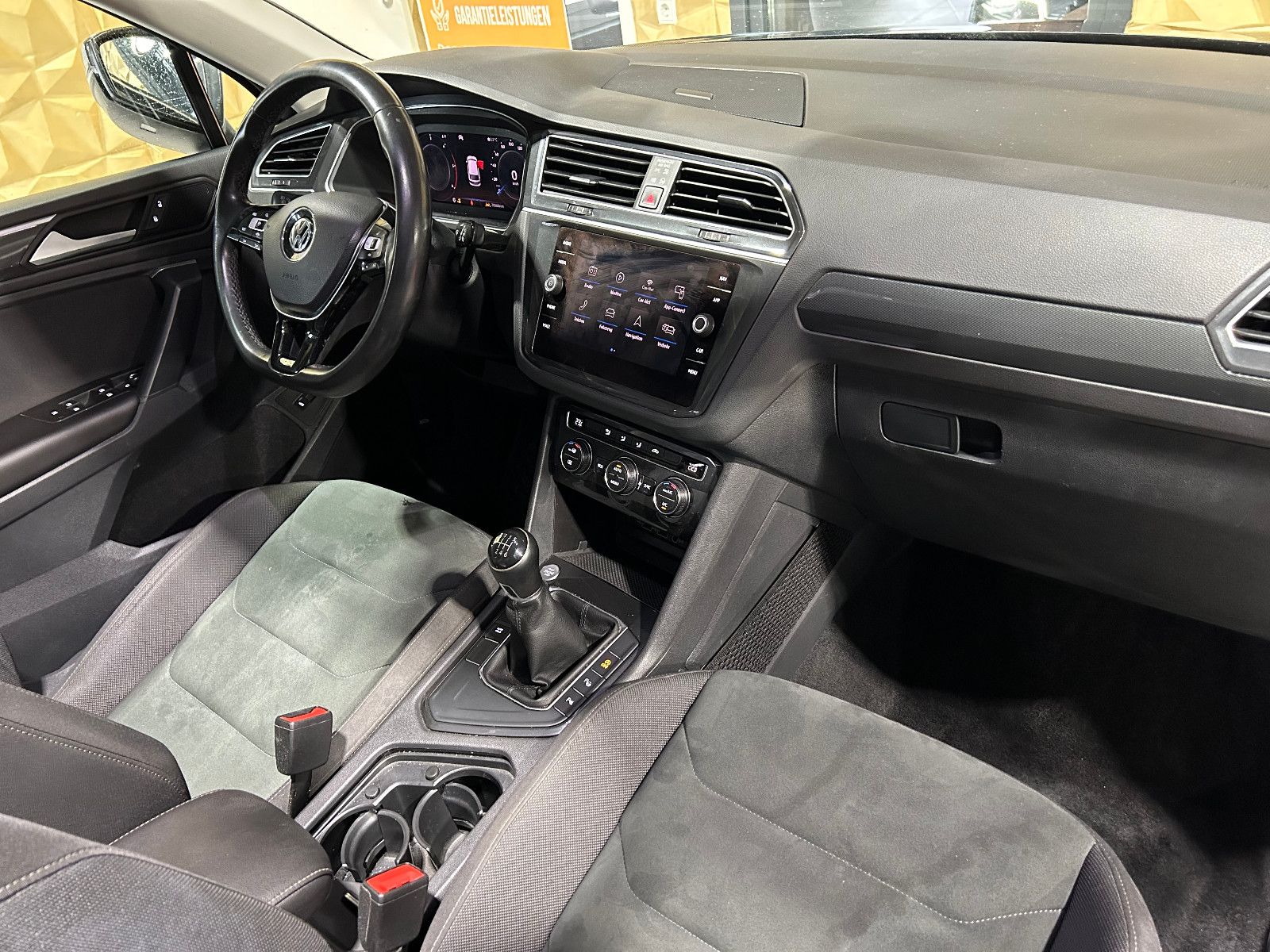 Fahrzeugabbildung Volkswagen Tiguan Highline BMT/PANO/ACC/APPLE/ALCANTARA/KAM
