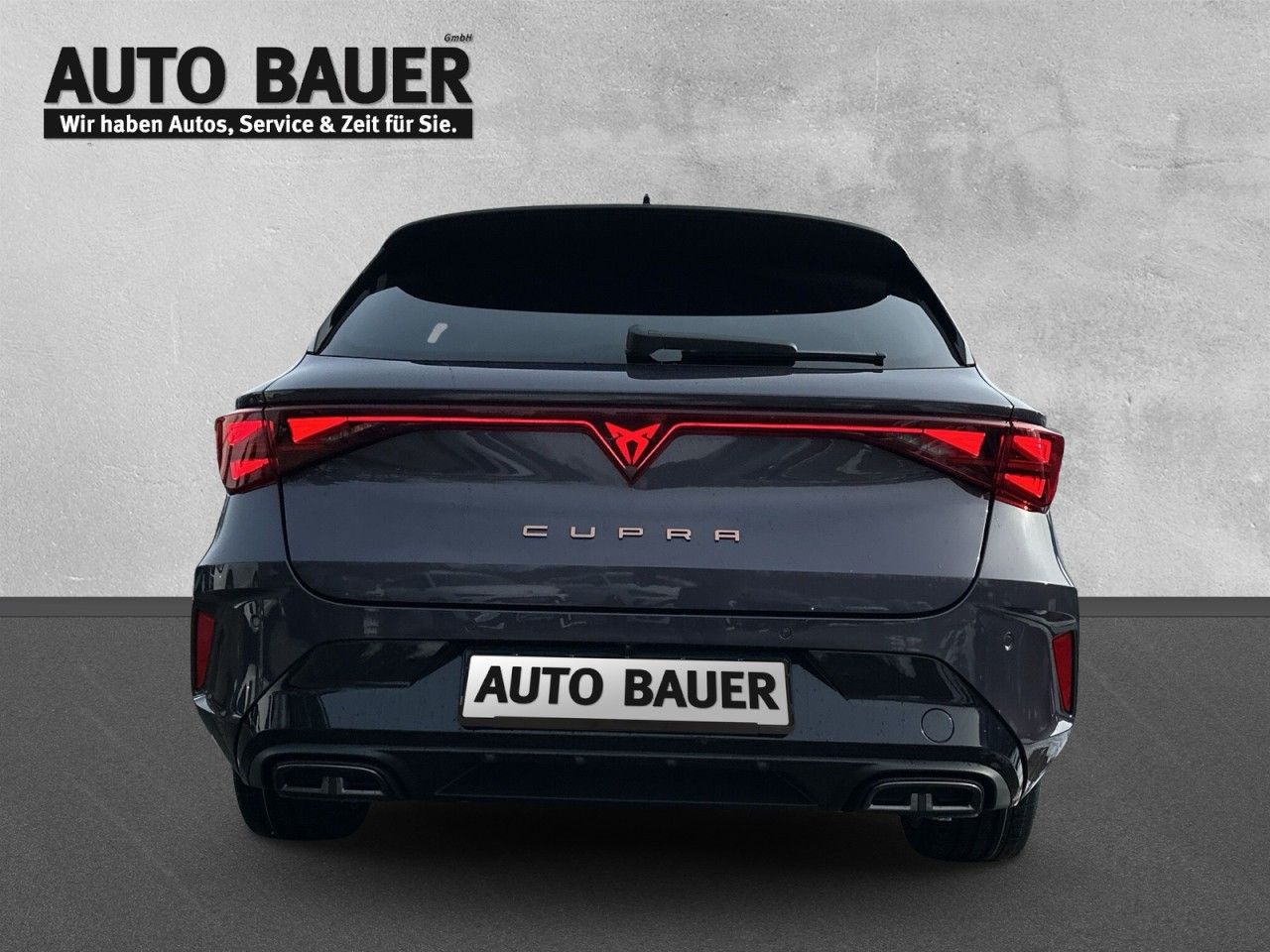 Fahrzeugabbildung CUPRA Leon Sportstourer 2.0 TSI 204 PS DSG 4Drive - mit KI generiert/bearbeitet
