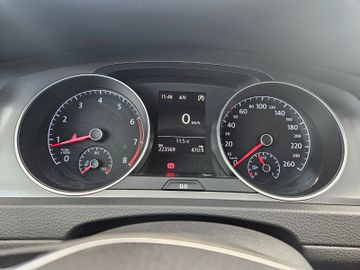 Volkswagen Golf - 10