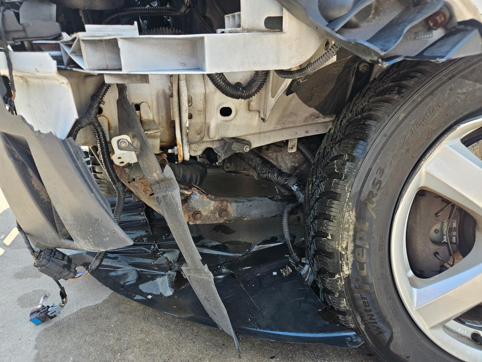 Ford Grand C-MAX 2012 — photo 19