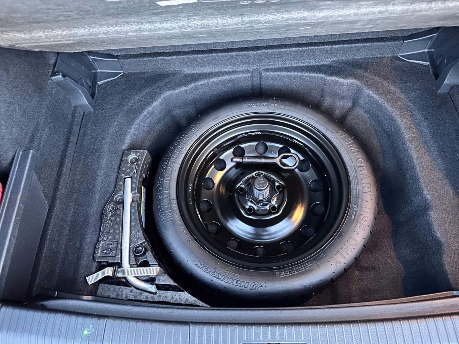 Volkswagen Golf Sportsvan VII 125PS Highline SitzHz AHK PDC