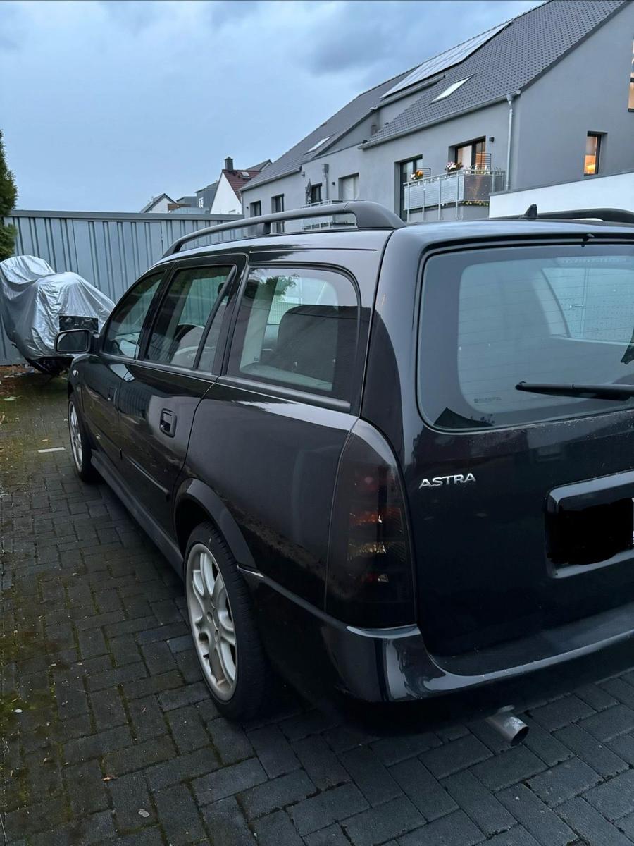 Opel Astra 2004 — photo 5