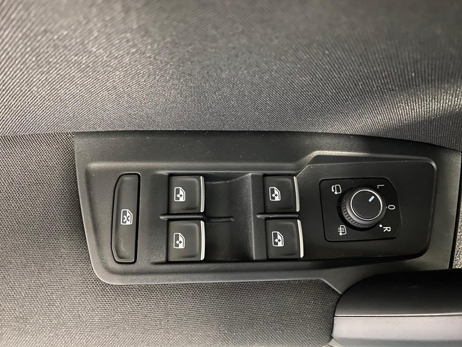 Fahrzeugabbildung Volkswagen Tiguan 2.0 TDI +AHK+APP+ALLWETTER+KLIMA+ACC