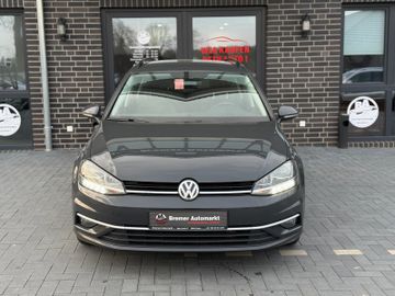 Volkswagen Golf - 2