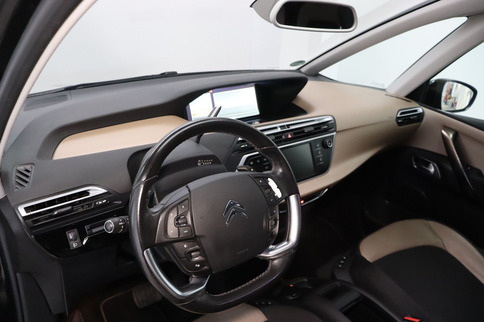 Fahrzeugabbildung Citroën Grand C4 Picasso 1.6 HDi Exclusive
