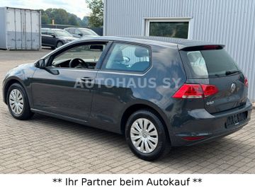 Volkswagen Golf - 10