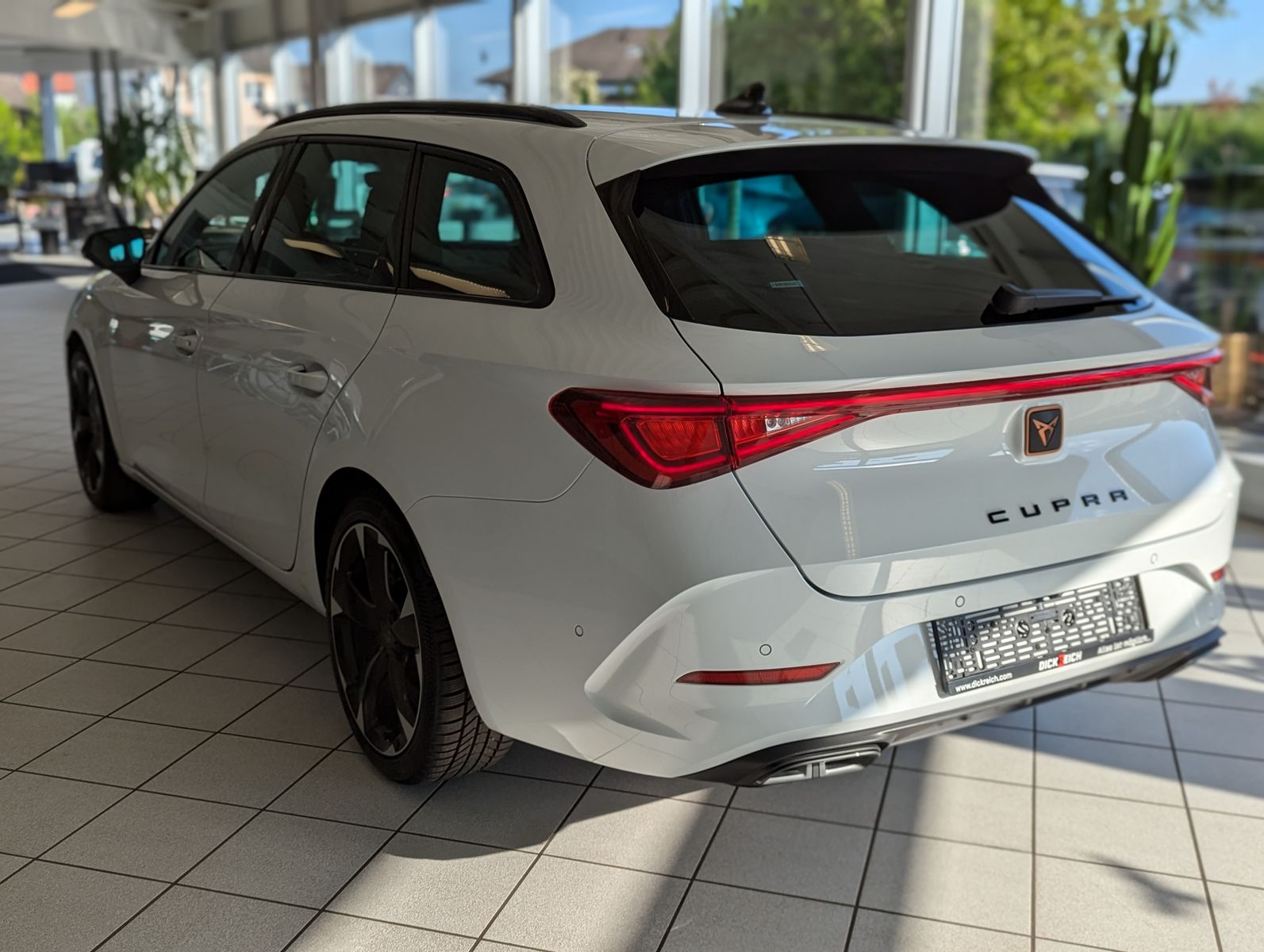 CUPRA Leon 1.5eTSI DSG Matrix Cam Vision+ Full Link - Image 5