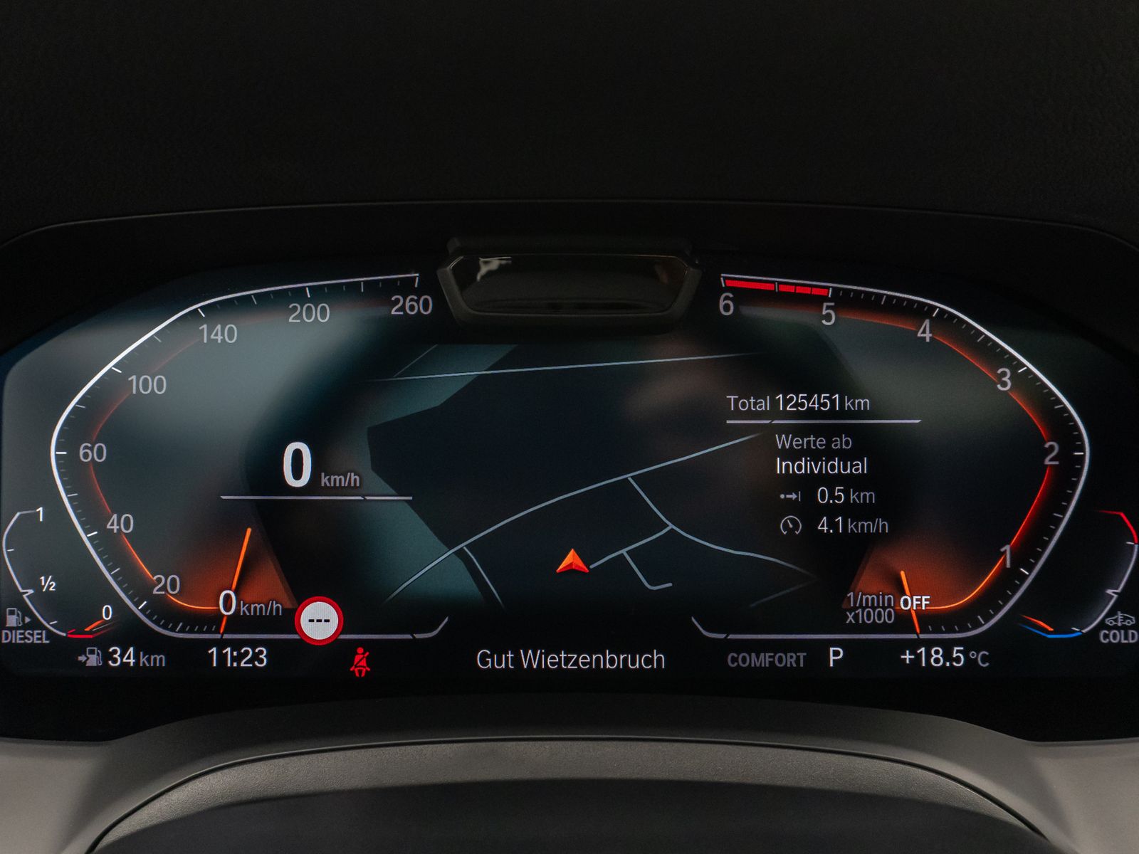 Fahrzeugabbildung BMW 320d xD Sport Line Panorama Laser 360° HUD HiFi