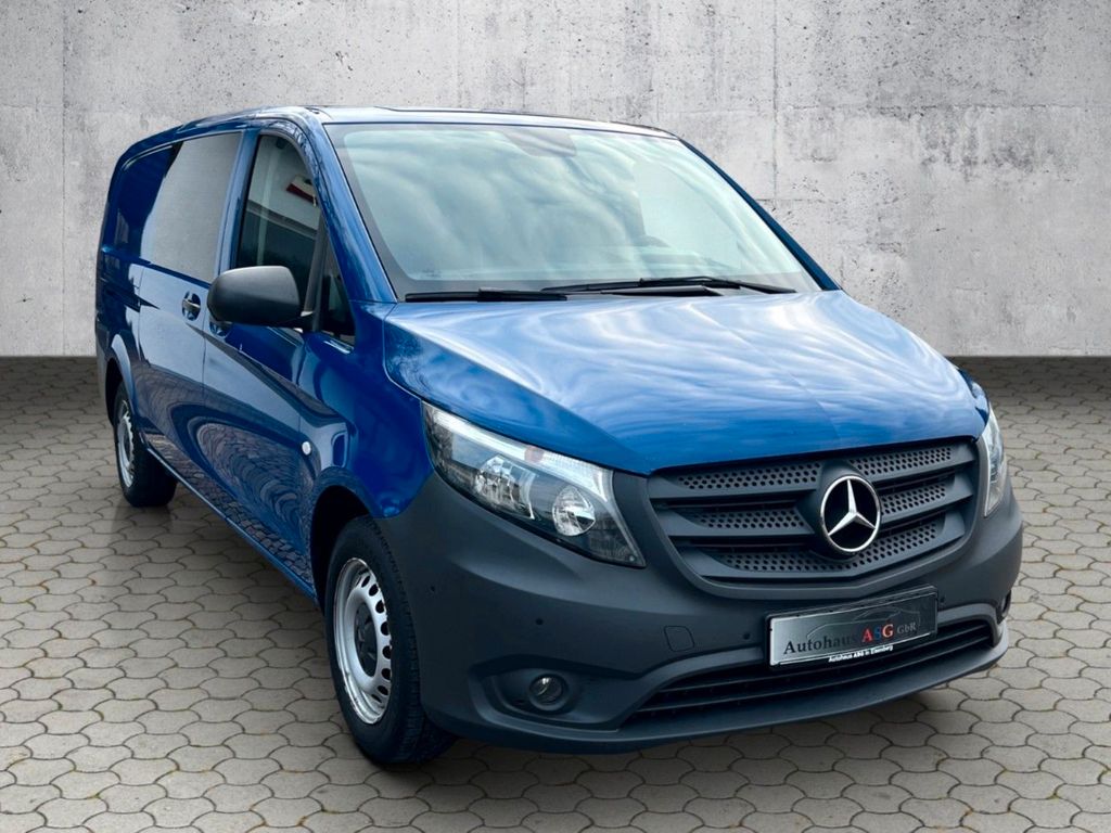 Image of Mercedes-Benz Vito