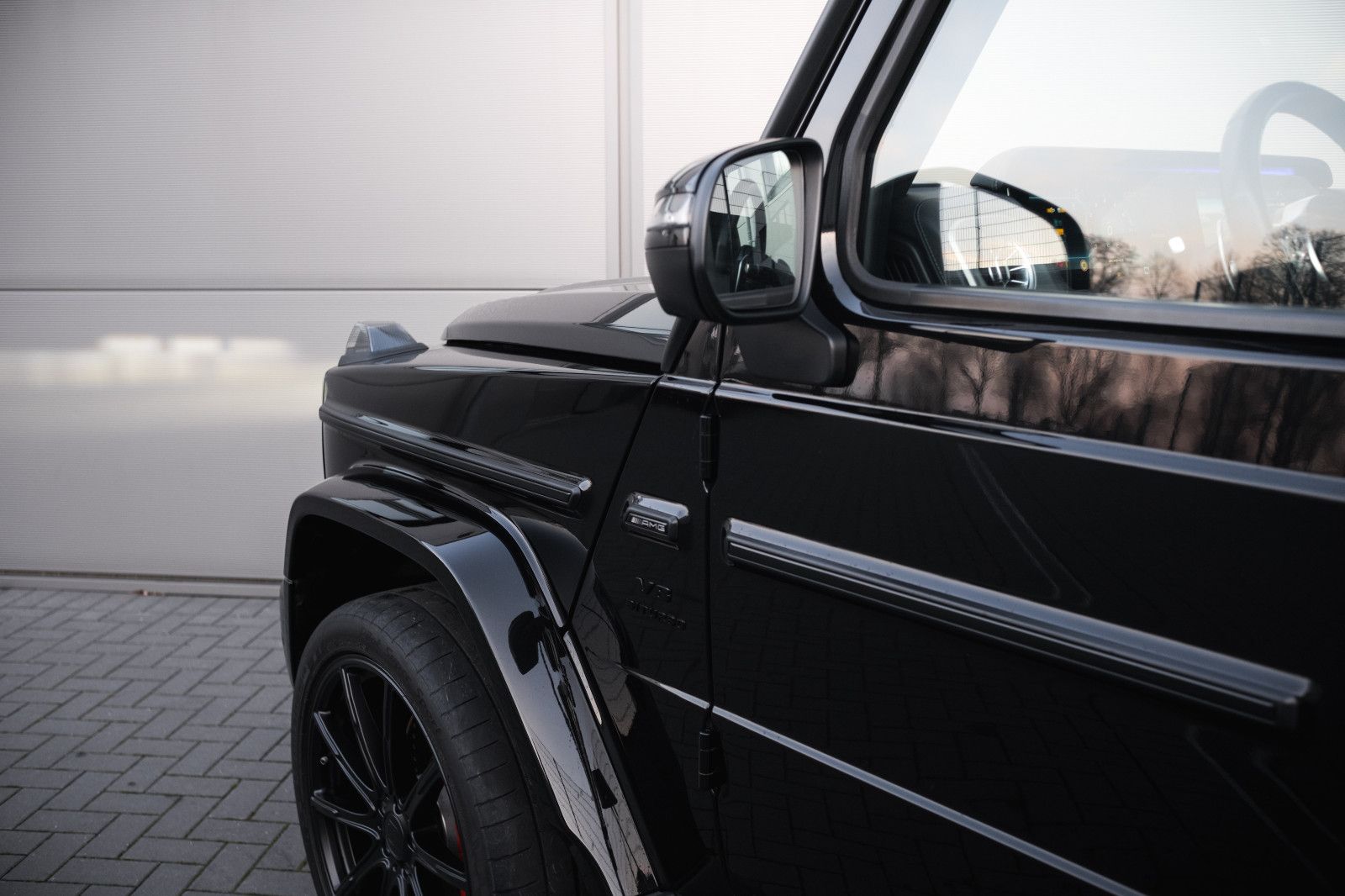 Fahrzeugabbildung Mercedes-Benz G 63 AMG -Burmester Sound-BRABUS-Felgen-Auspuff