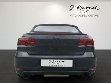 Volkswagen Golf - 6