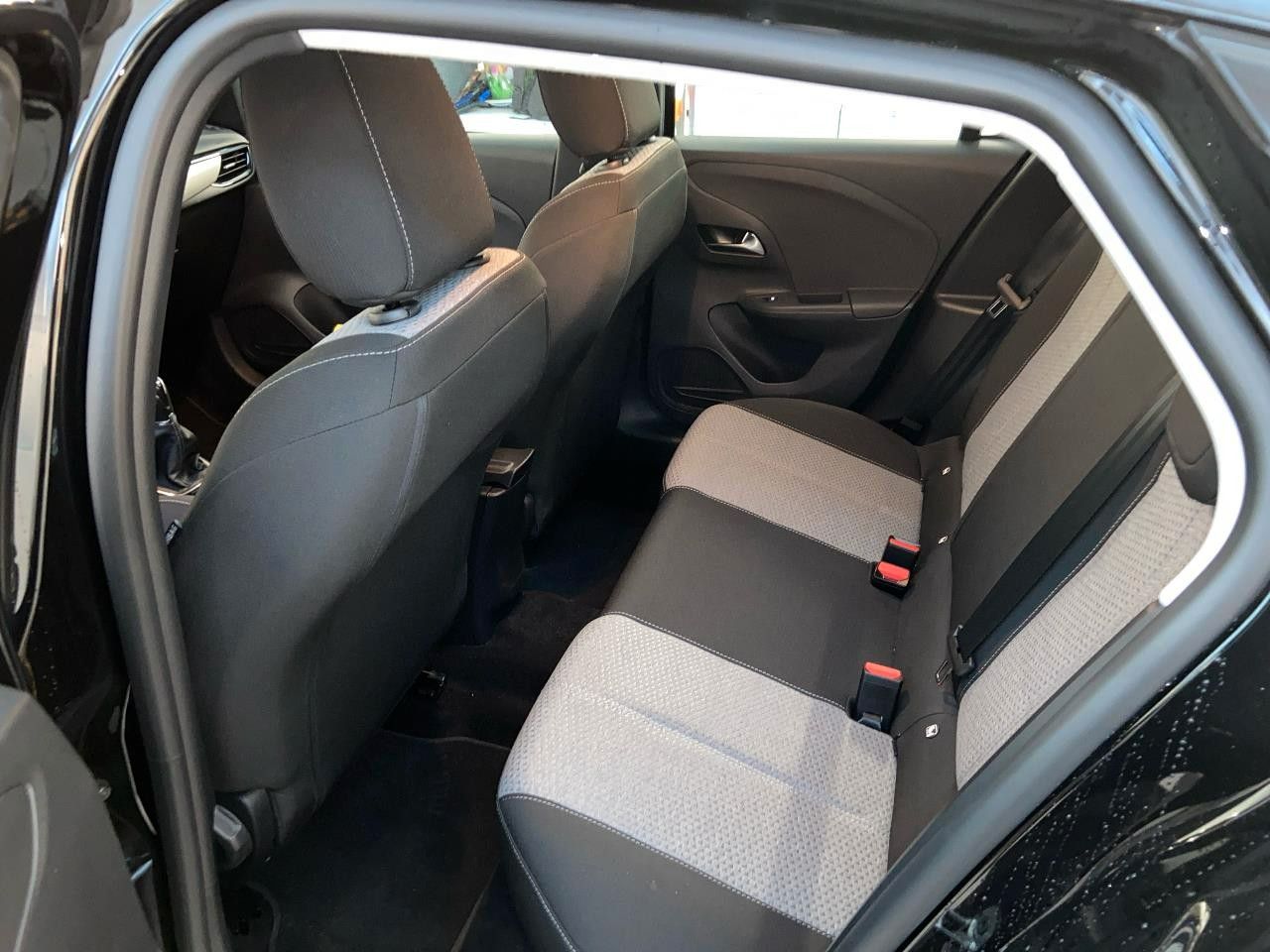 Fahrzeugabbildung Opel Corsa F 12L-75 PS/Allwetter/Kamera!