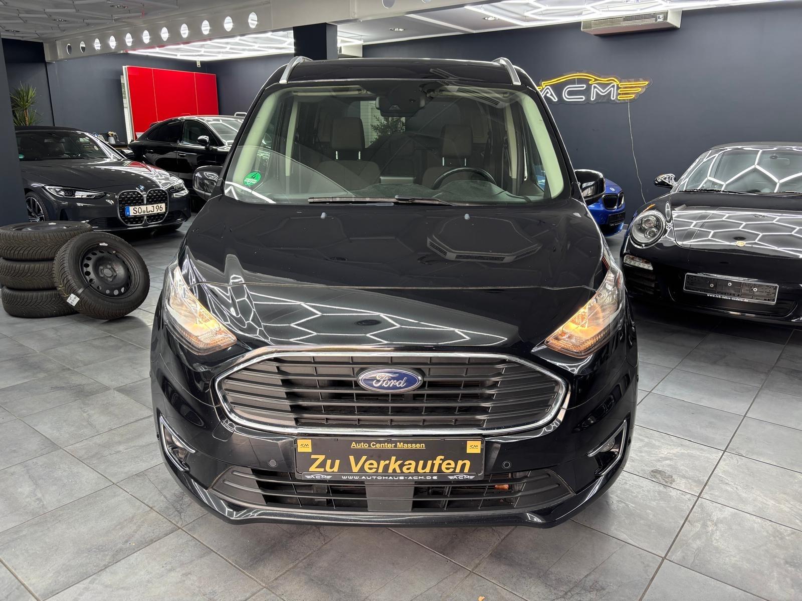 Ford Grand Tourneo Connect Titanium *Navi*Sync*PDC