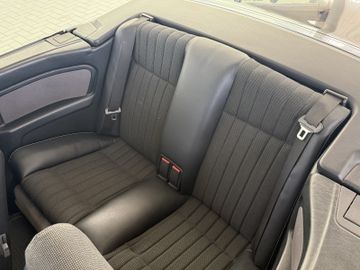 BMW 320i CABRIO VFL HARDTOP WINDSCHOTT 2.HAND
