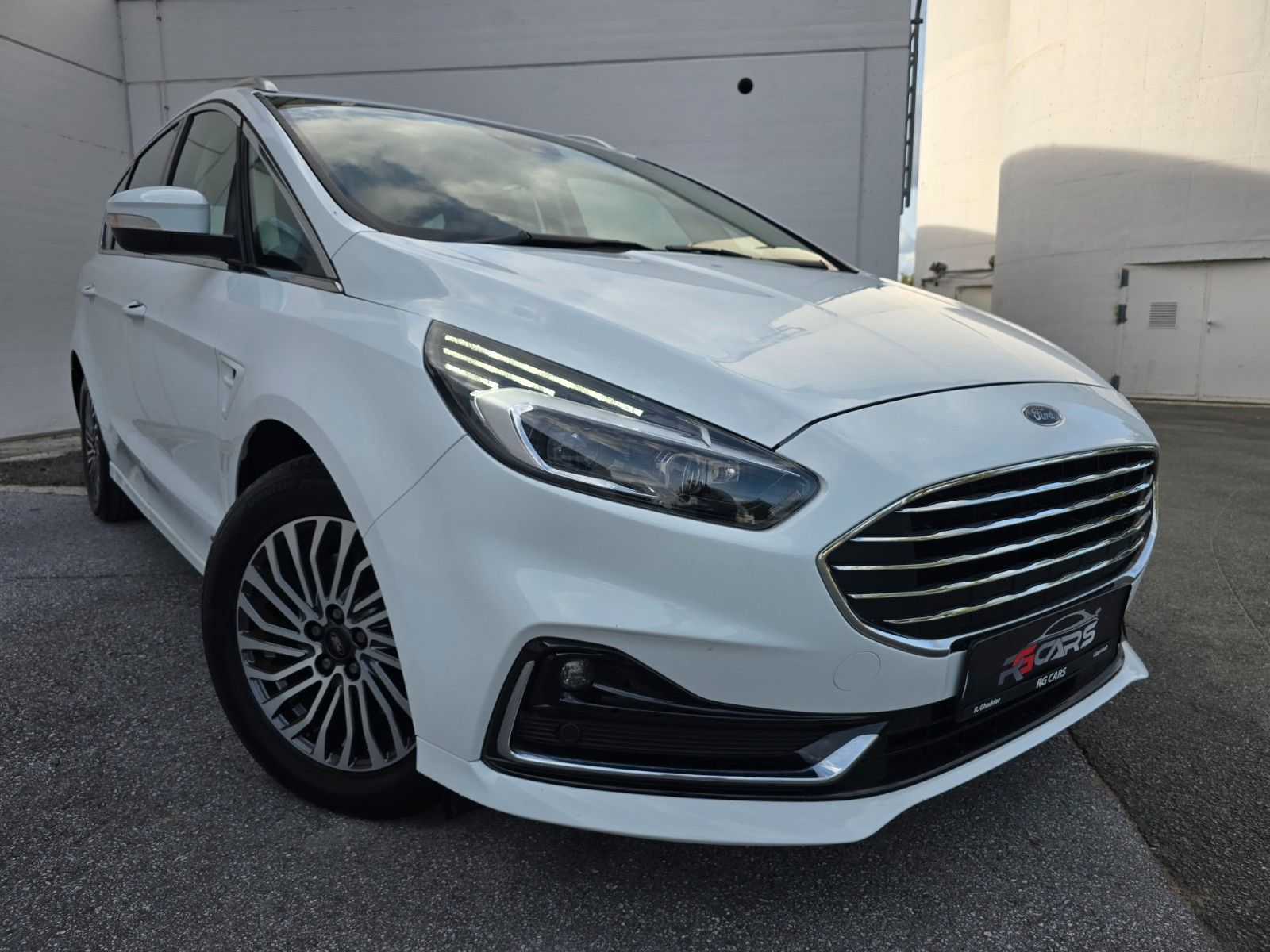 Ford S-MAX Titanium AWD Automatik imagem 2