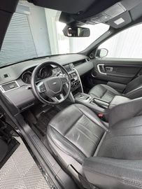 Land-Rover Discovery - 10
