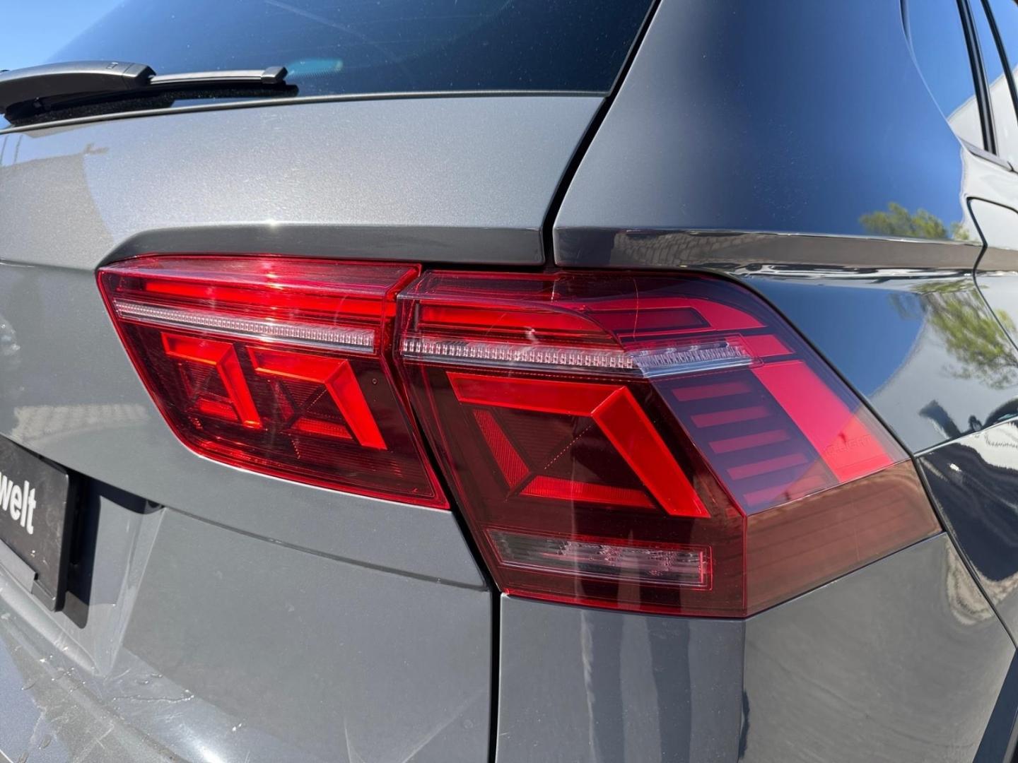 Volkswagen Tiguan Active 1.5 TSI StandHZG AHK-klappbar Navi, миниатюра 12