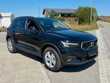 Volvo XC40 Essential 163 PS, Automatik Winterp., AHK - Volvo XC40 Gebrauchtwagen