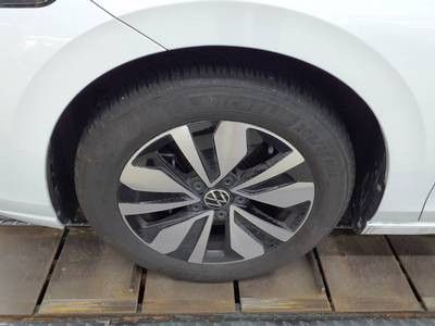 Volkswagen Golf - Bild 8