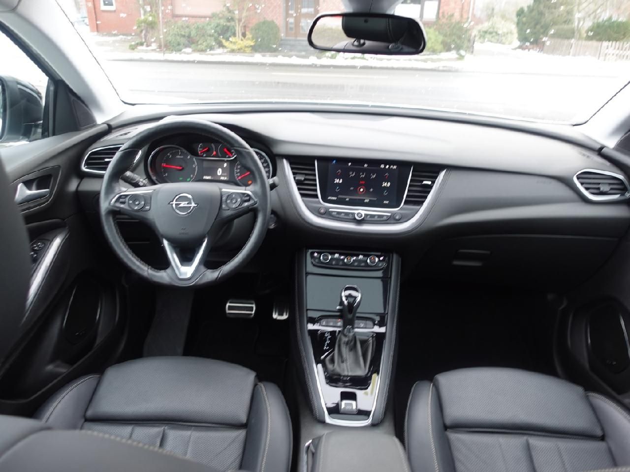 Fahrzeugabbildung Opel Grandland 2,0 Innovation Automatik