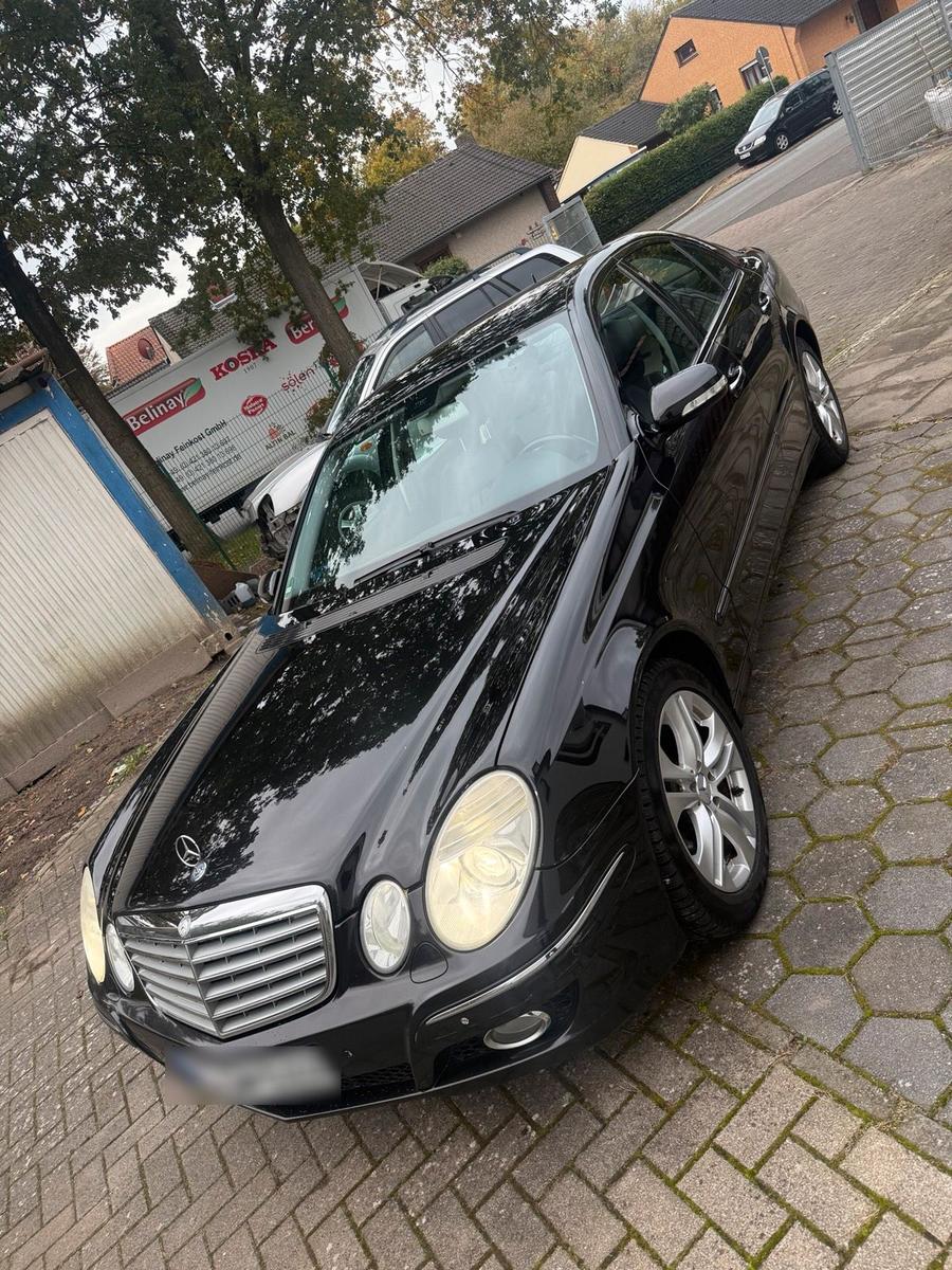 Mercedes-Benz E 280