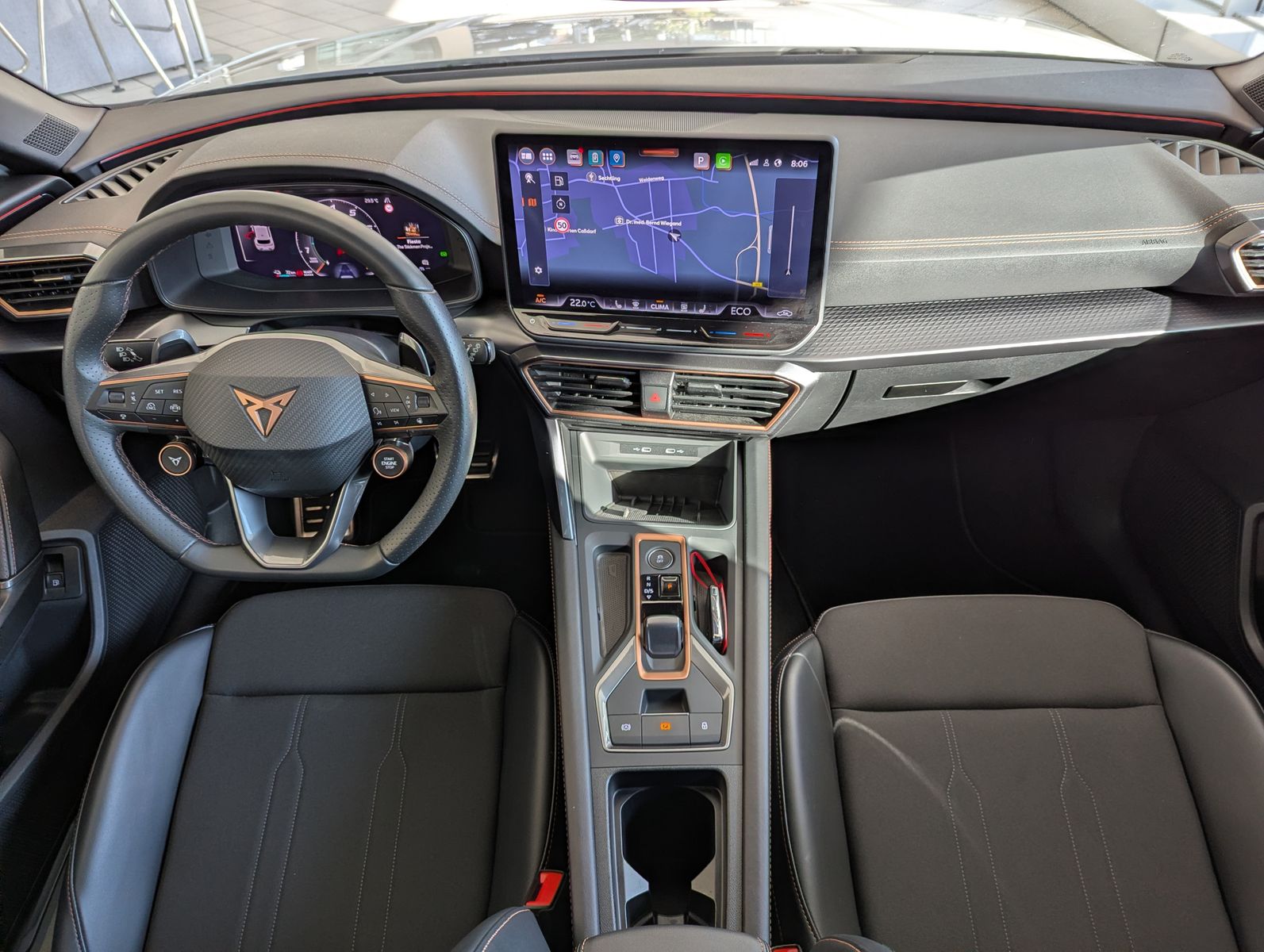 Fahrzeugabbildung CUPRA Leon 1.5 e-Hybrid Matrix Edge-Intelligent-Paket