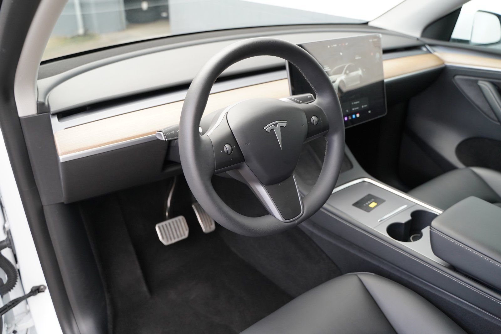 Tesla Model Y Long Range AWD 20-Zoll foto 10