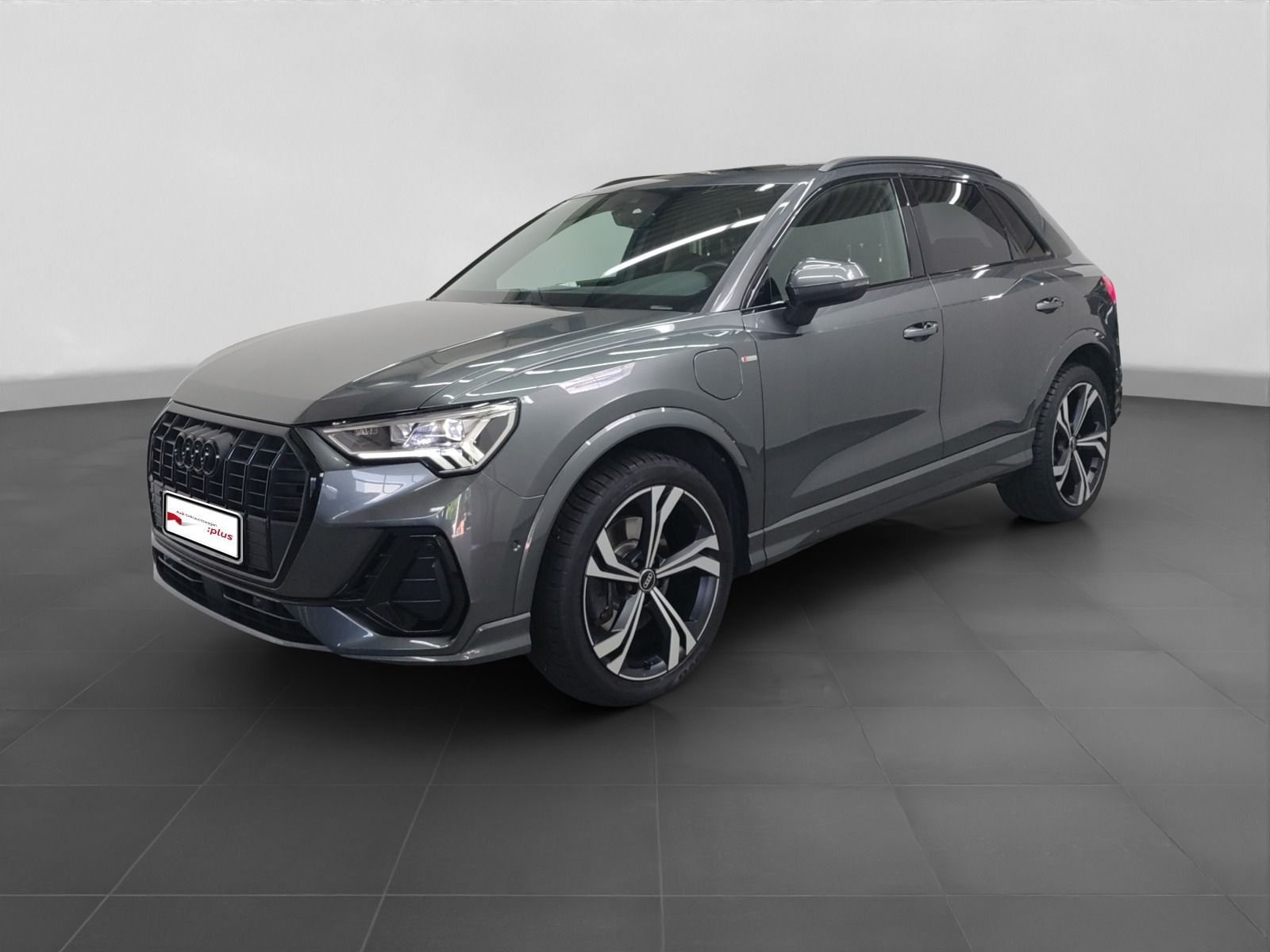 Audi Q3 45 TFSIe 2x S LINE PANO LM20 KAMERA OPS+ imagem 2