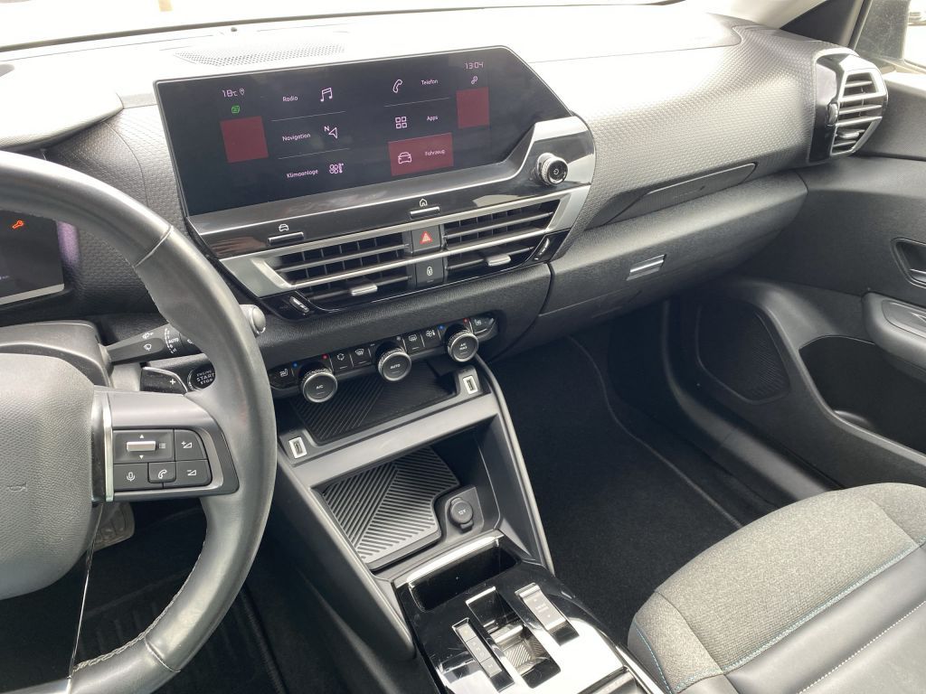 Fahrzeugabbildung Citroën C4 Benzin 155 Automatik Shine *Winterpak*Nav*LED