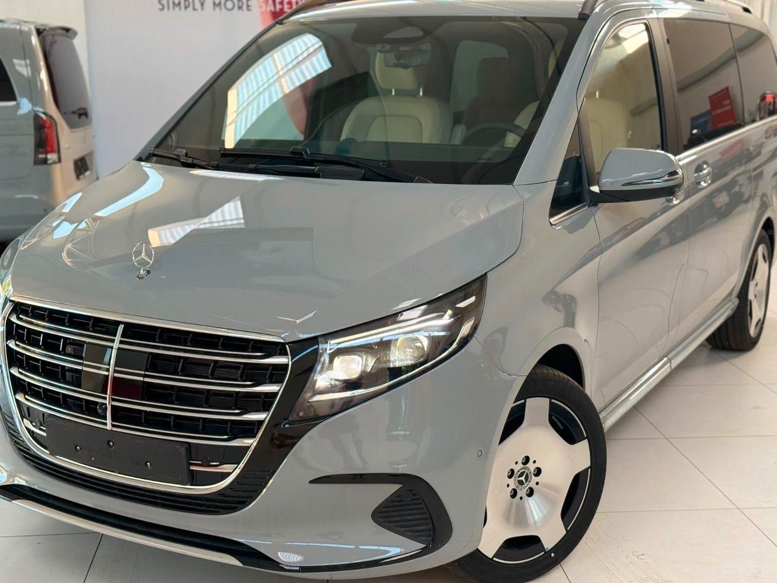 Mercedes-Benz V 300 d 4MATIC EXCLUSIVE lang imagem 3