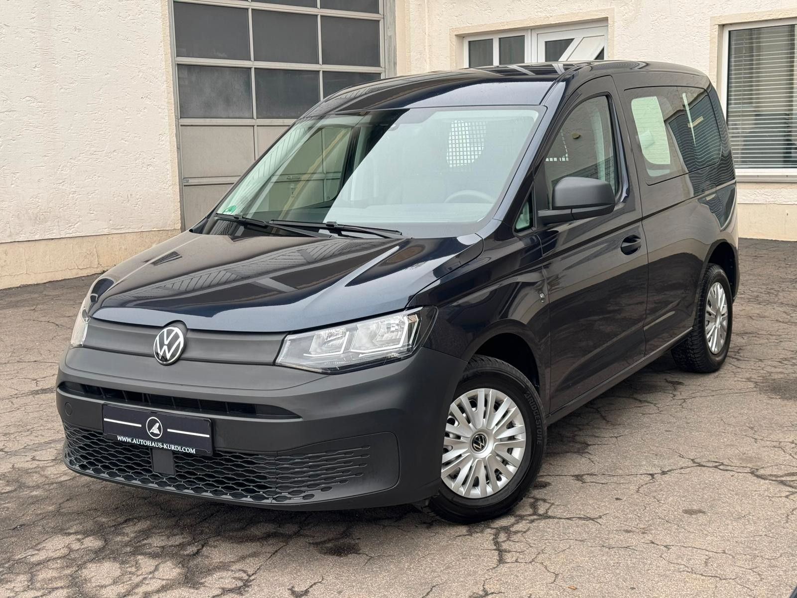 Caddy 2.0 TDI Cargo FENSTER LEDER PDC NAVI SHZ