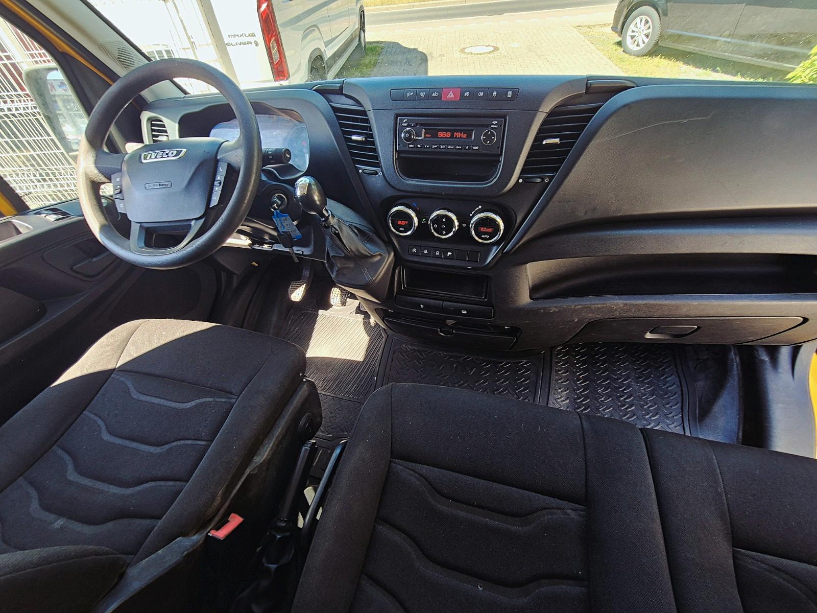 Iveco Daily Kasten Hoch+Lang Klima+AHK 3.5t+LED