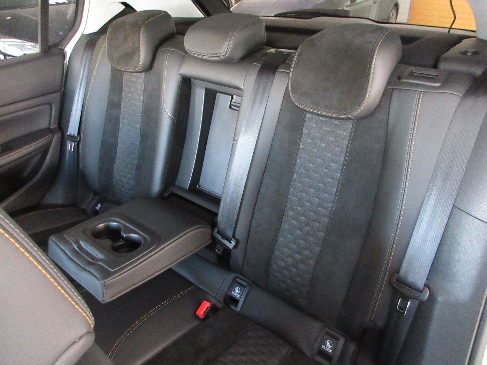 Fahrzeugabbildung Peugeot 308 Allure 1.2T LED/NAVI/R´CAM/PDC/VIRTUAL