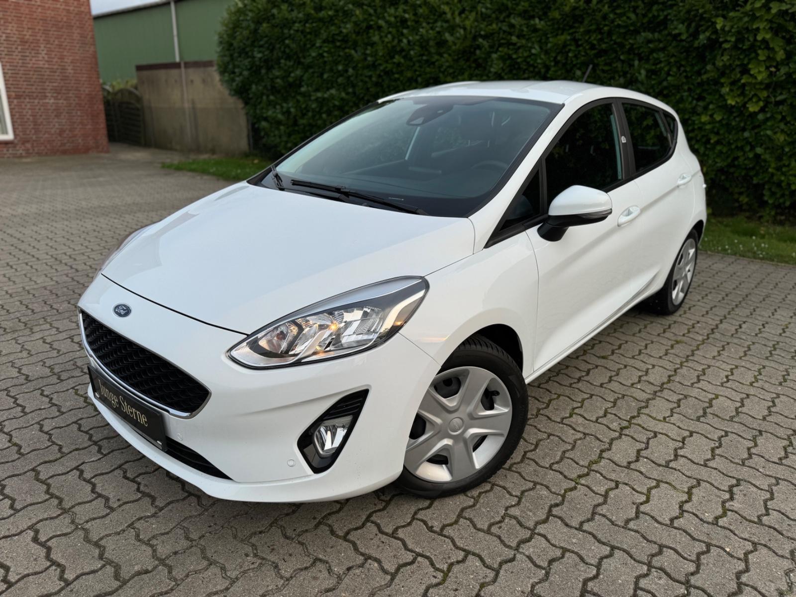 Ford Fiesta 1,5 TDCi Titanium LED Navi PDC Apple CarP