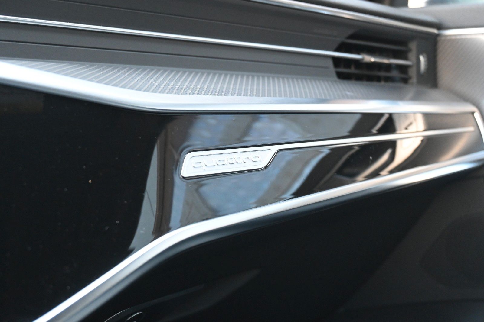 Fahrzeugabbildung Audi RS7 4.0 TFSI*B&O*360°*AMBIENTE*Garantie*Mietkauf