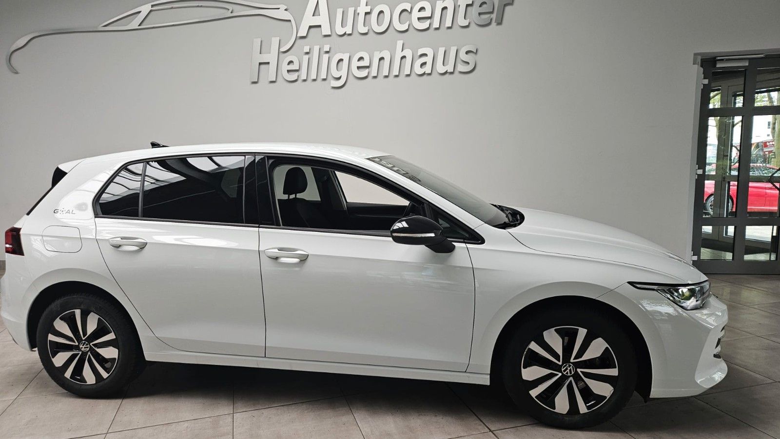 Volkswagen Golf VIII Lim 1.5 eTSI Goal DSG Navi DiscoverPRO foto 2