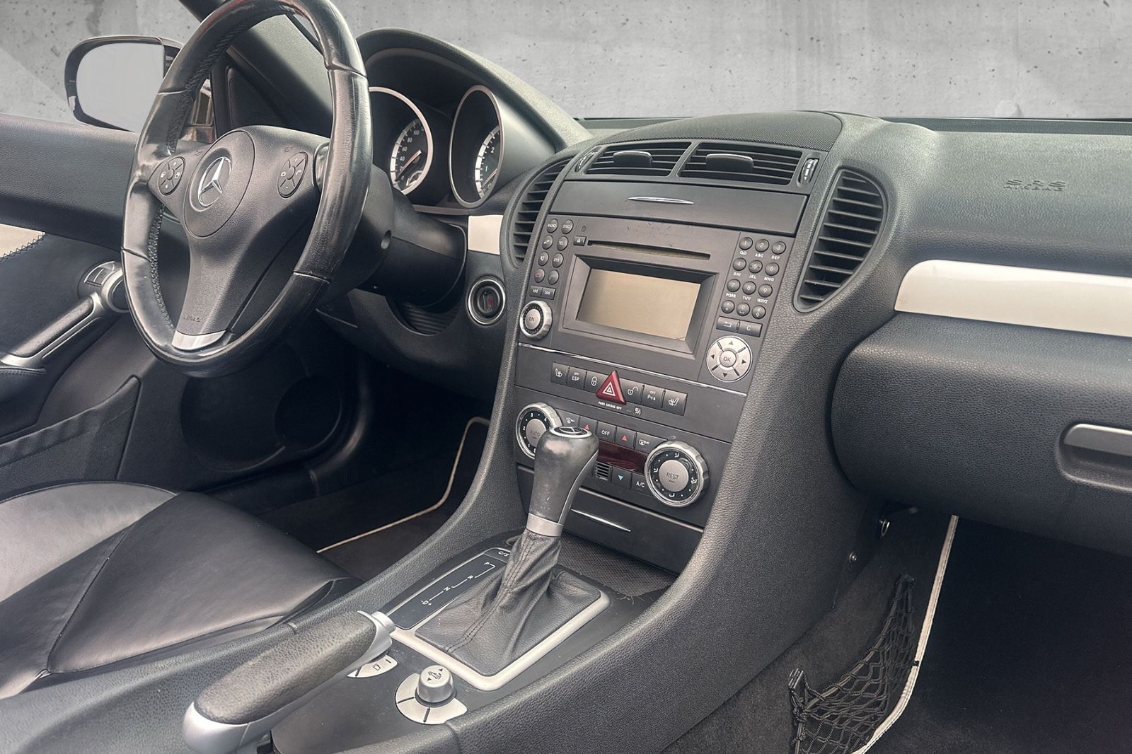 Fahrzeugabbildung Mercedes-Benz SLK 350 Roadster 2Look-Edition